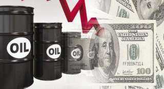 كوفيد-19 يخفض مخزونات الخام الأمريكية ويؤدي إلى ارتفاع أسعار النفط