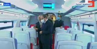 تتضمن Wi-Fi وشاشات عرض.. الرئيس السيسي يتفقد قطارات ”تالجو” الإسبانية