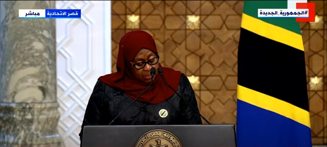 رئيسة تنزانيا لـ السيسي: مصر التي زرتها في الماضي تغيرت كثيرا عن اليوم 2